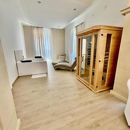 Bed E Suite Domar Brindisi Exteriör bild