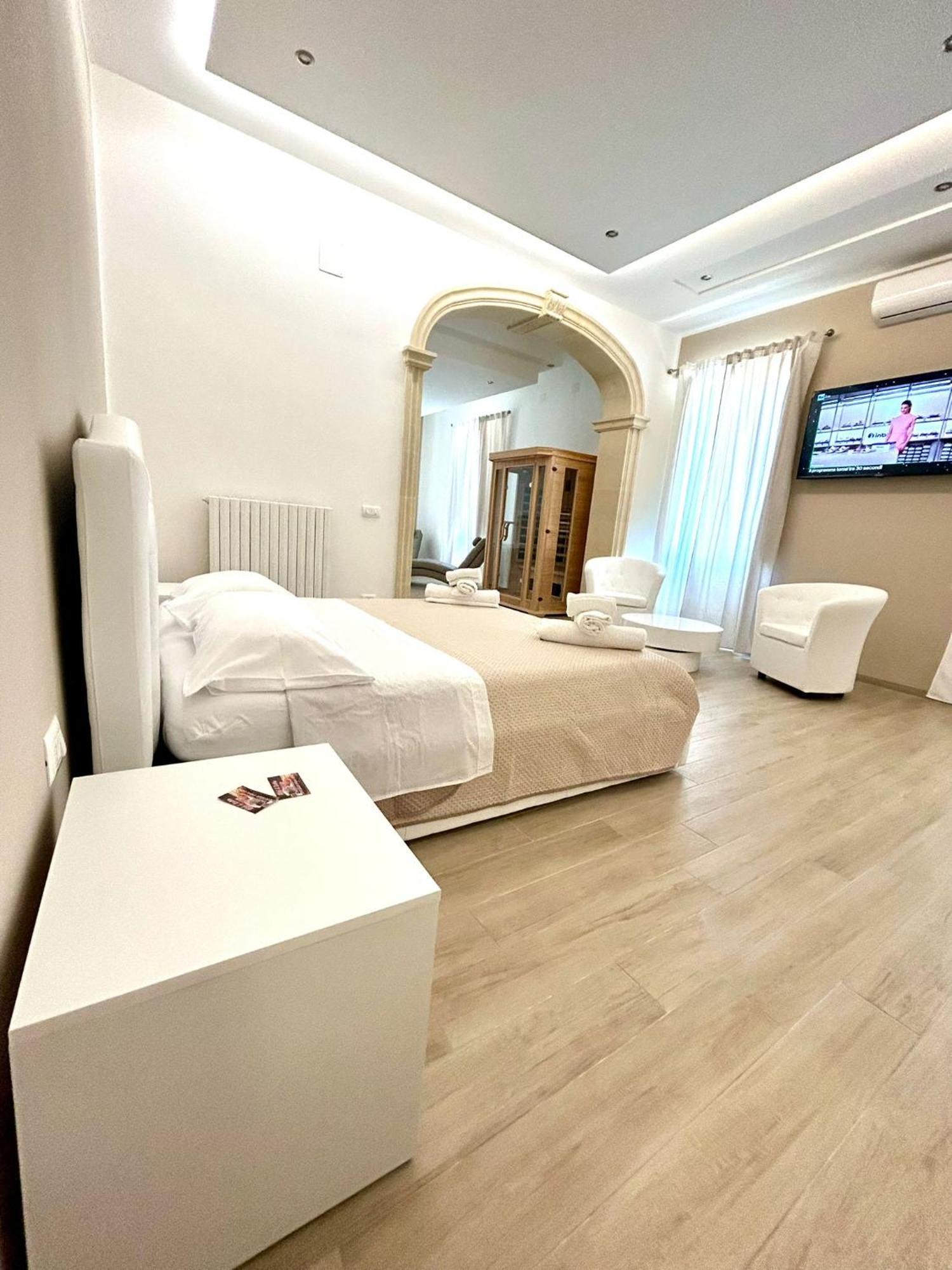 Bed E Suite Domar Brindisi Exteriör bild