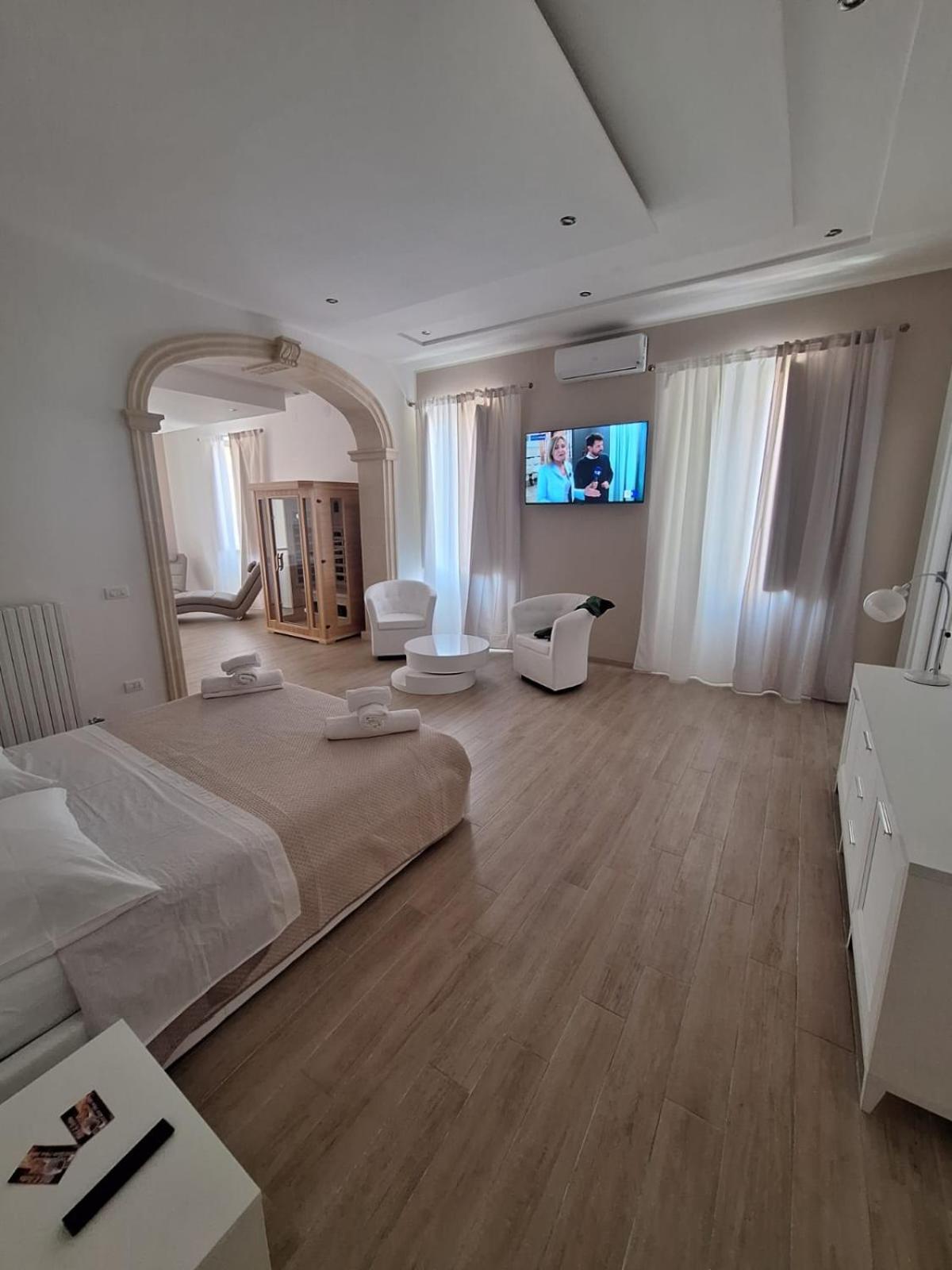 Bed E Suite Domar Brindisi Exteriör bild