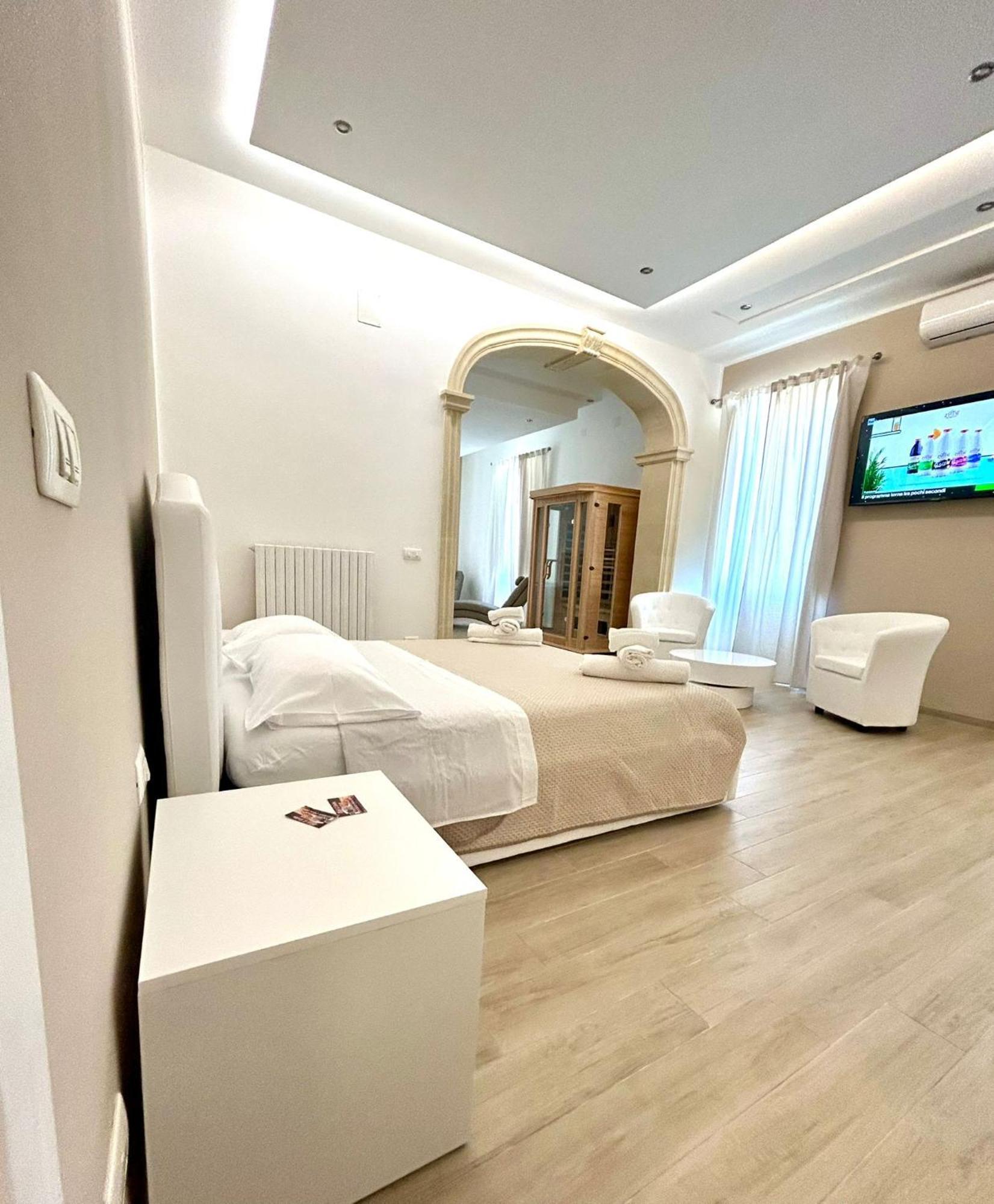 Bed E Suite Domar Brindisi Exteriör bild