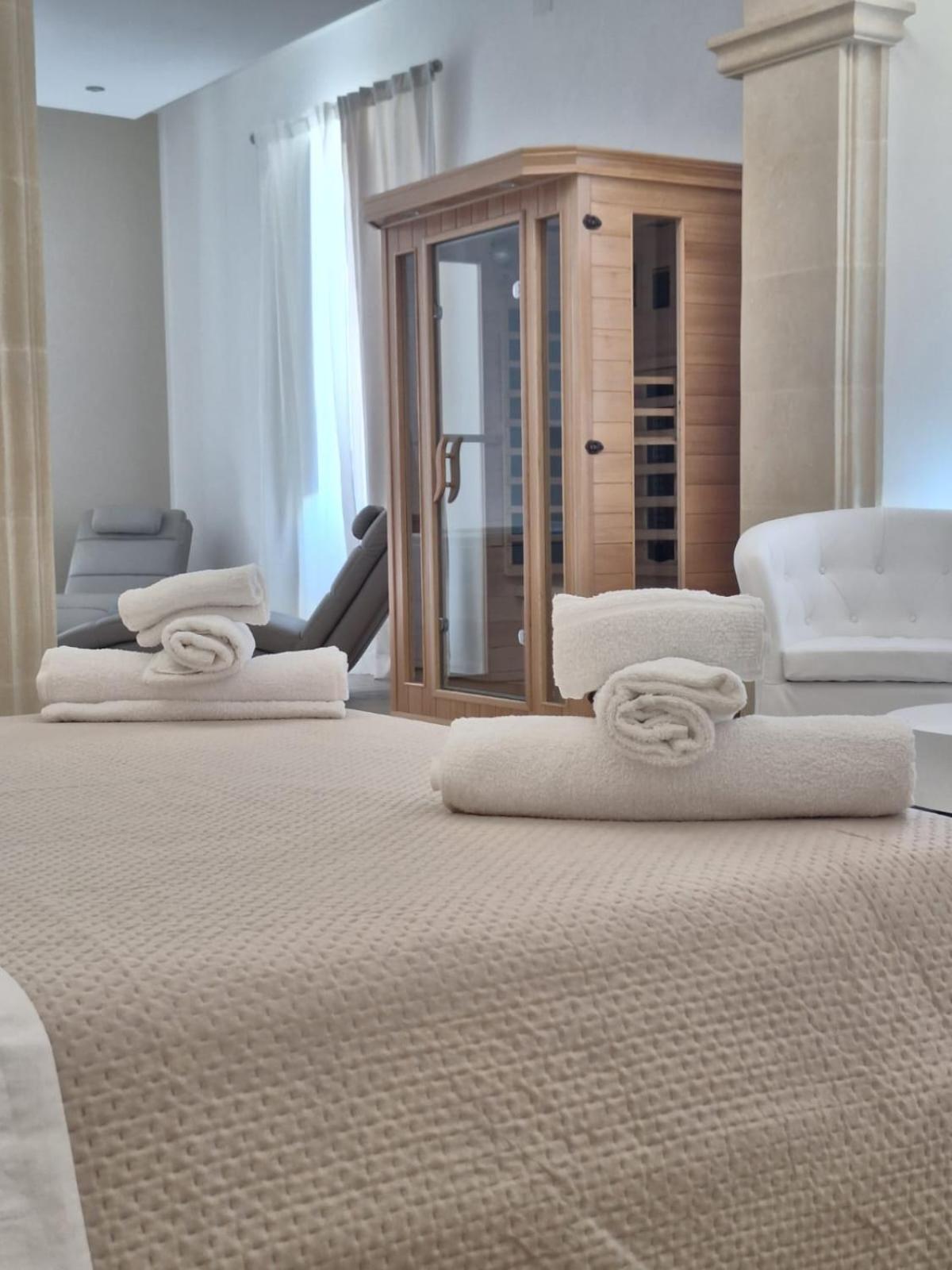 Bed E Suite Domar Brindisi Exteriör bild
