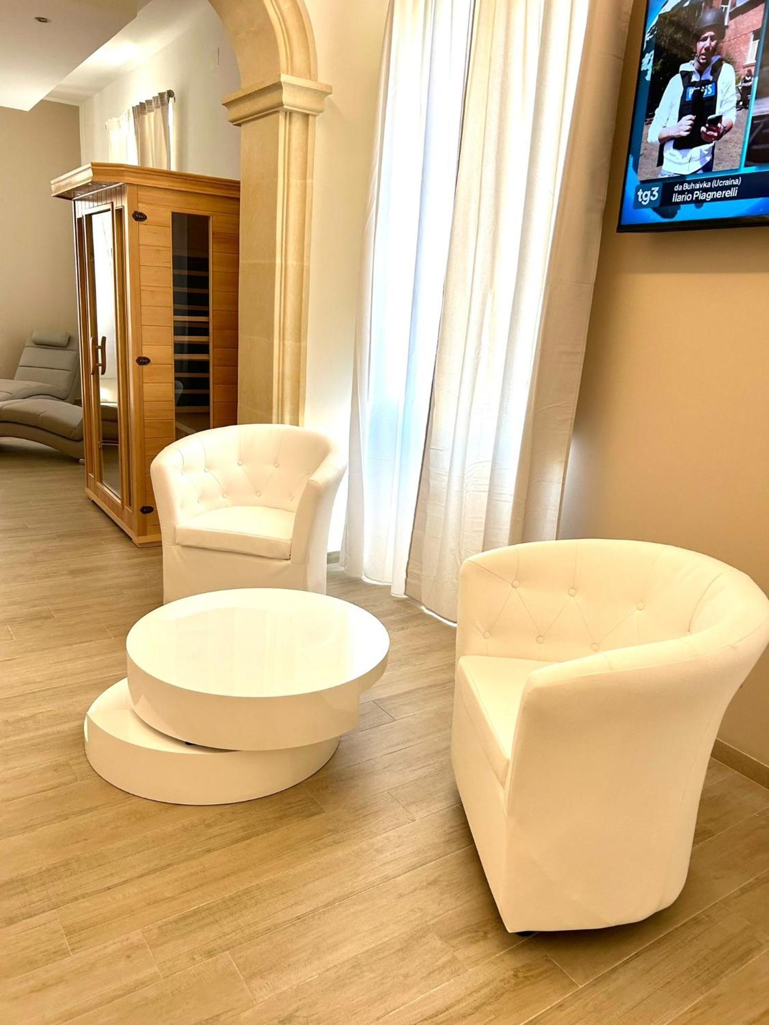 Bed E Suite Domar Brindisi Exteriör bild