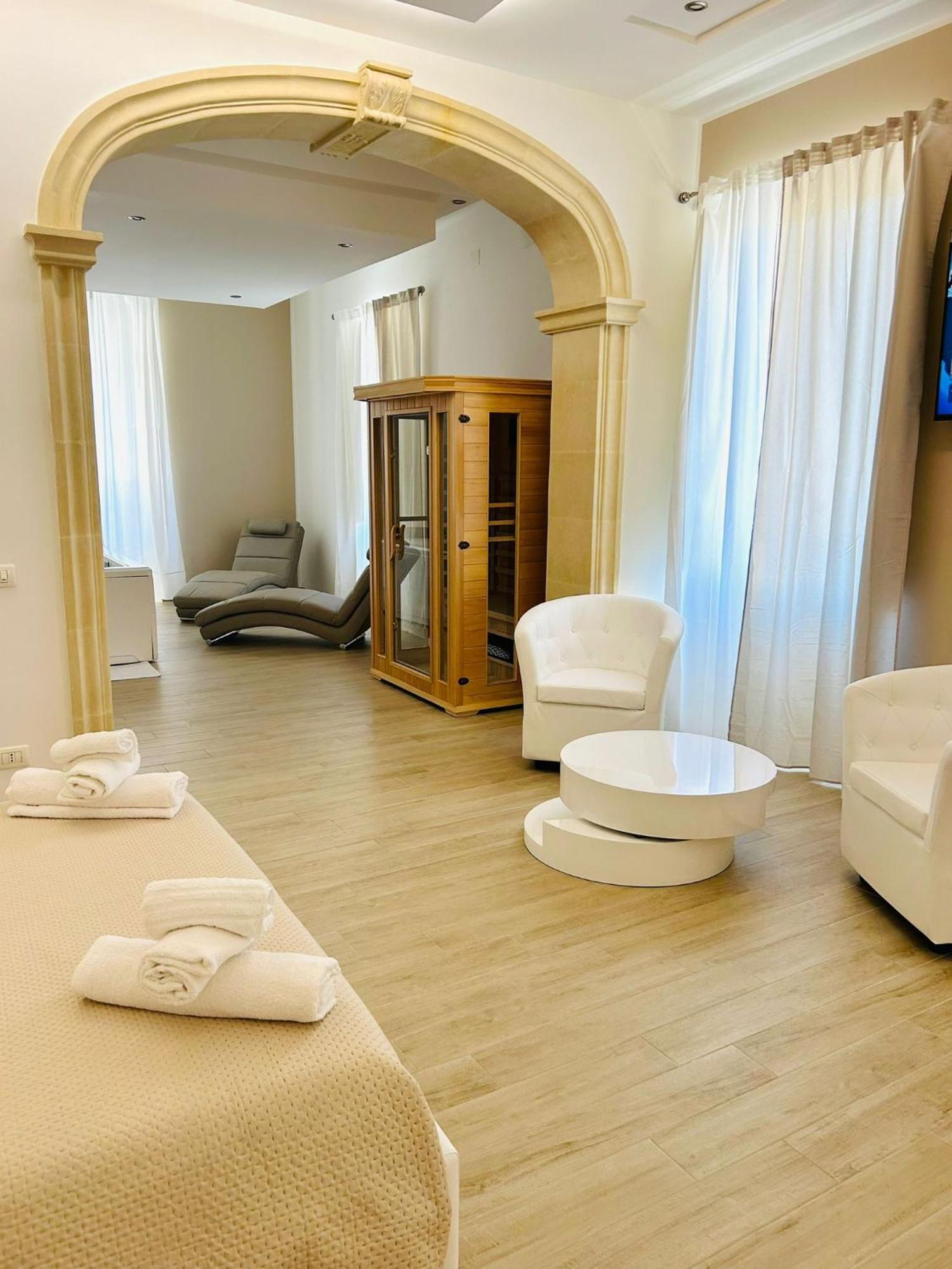 Bed E Suite Domar Brindisi Exteriör bild