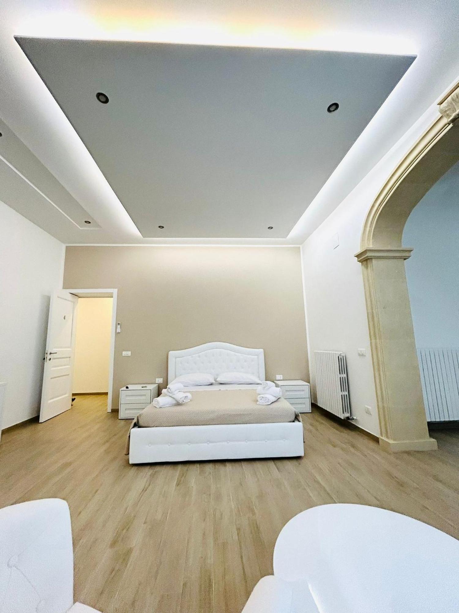 Bed E Suite Domar Brindisi Exteriör bild