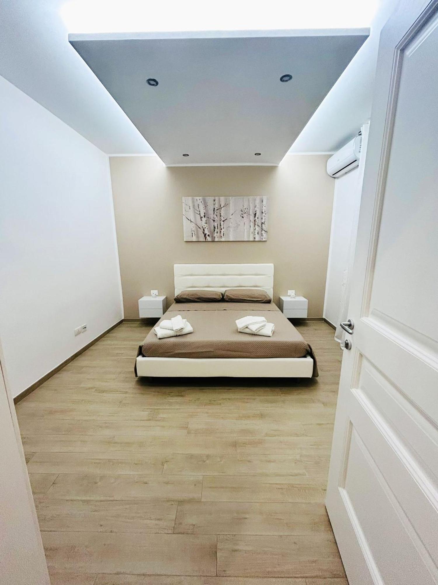 Bed E Suite Domar Brindisi Exteriör bild