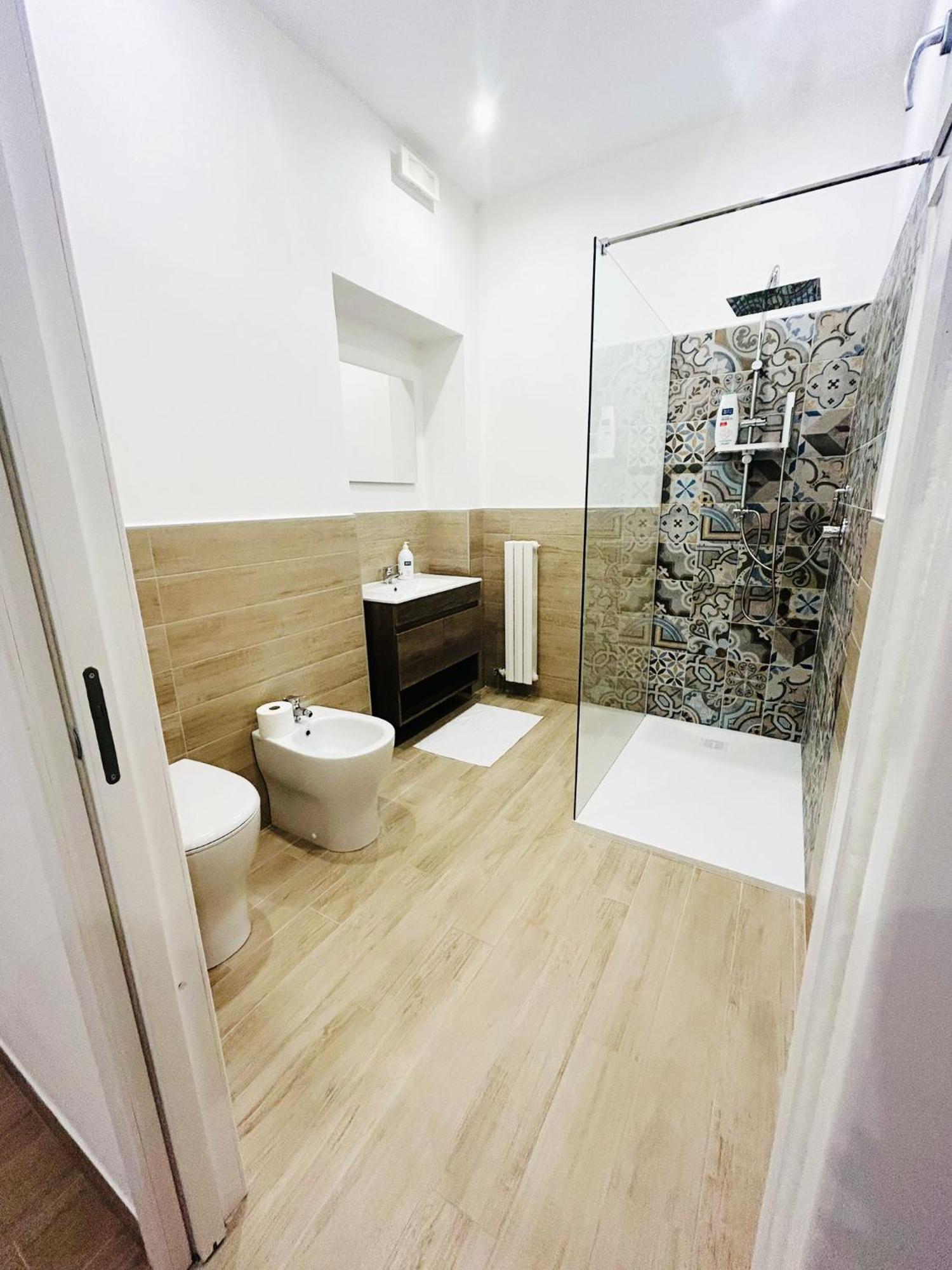 Bed E Suite Domar Brindisi Exteriör bild