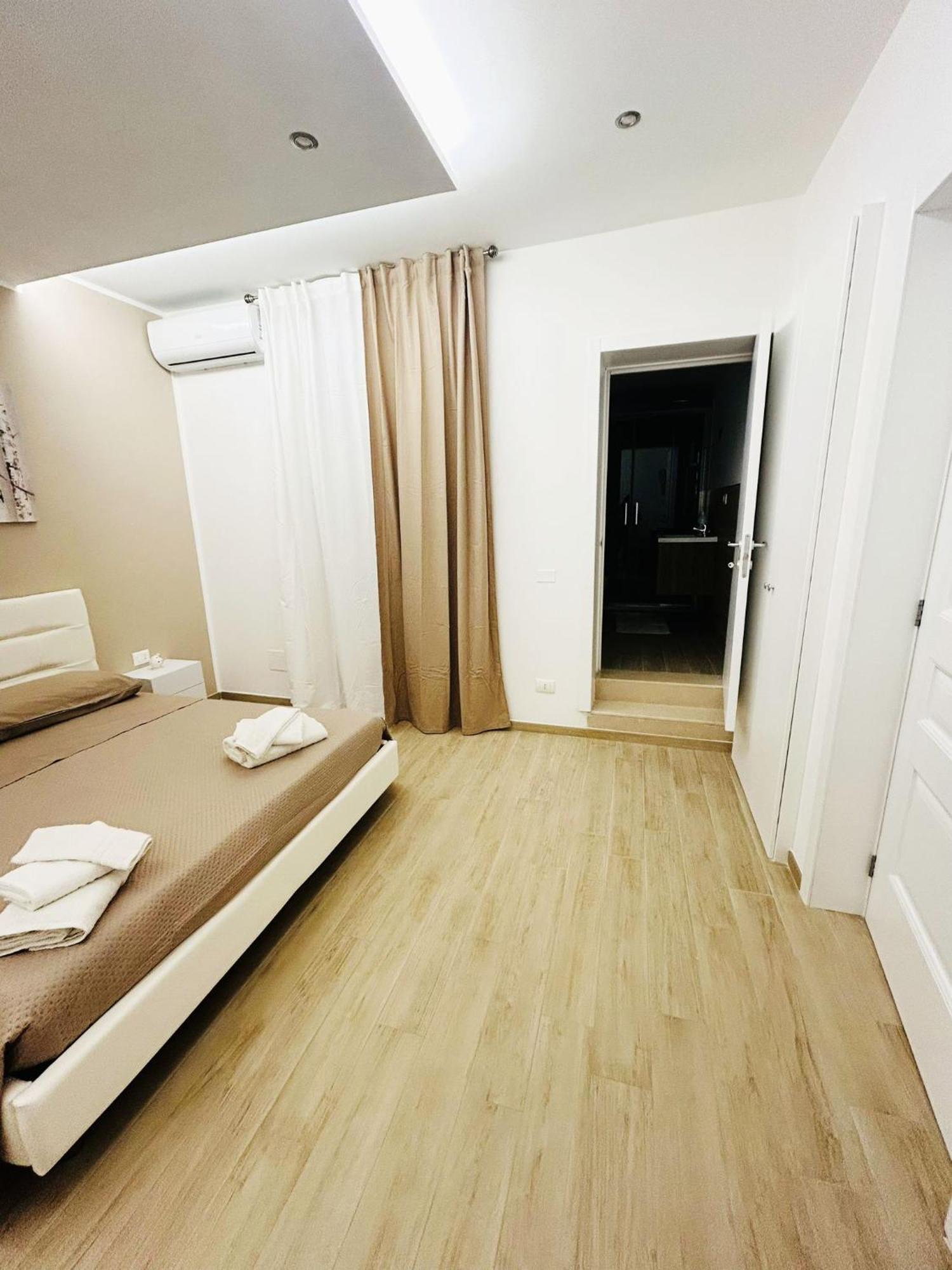 Bed E Suite Domar Brindisi Exteriör bild