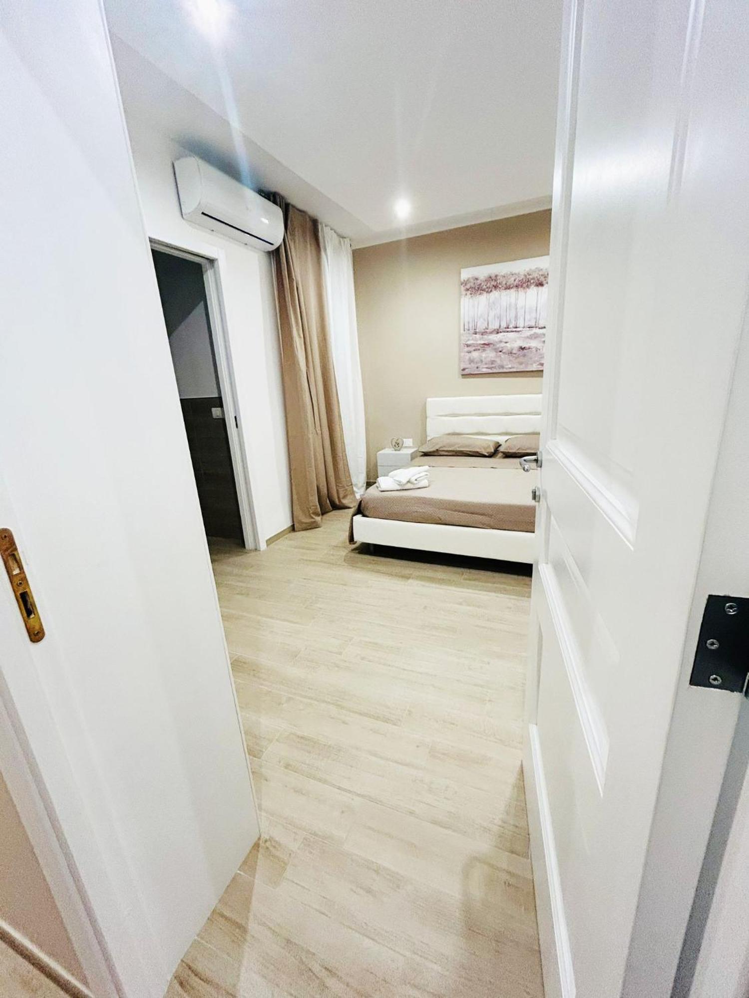 Bed E Suite Domar Brindisi Exteriör bild